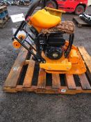 2025 FUTURE FT-90 WALK BEHIND GAS PLATE COMPACTOR 20'' X 19'' PLATE (UNUSED)