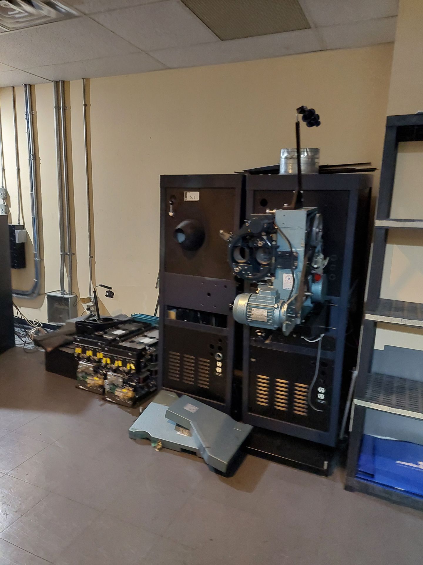 LOT OF 11 PROJECTOR MACHINES FOR PARTS