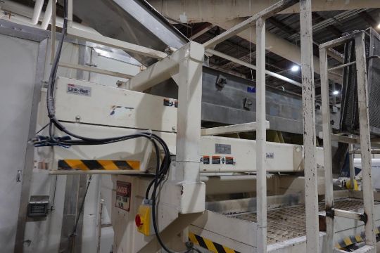 FMC Link-Belt SS vibratory conveyor with operator platform - Image 10 of 13