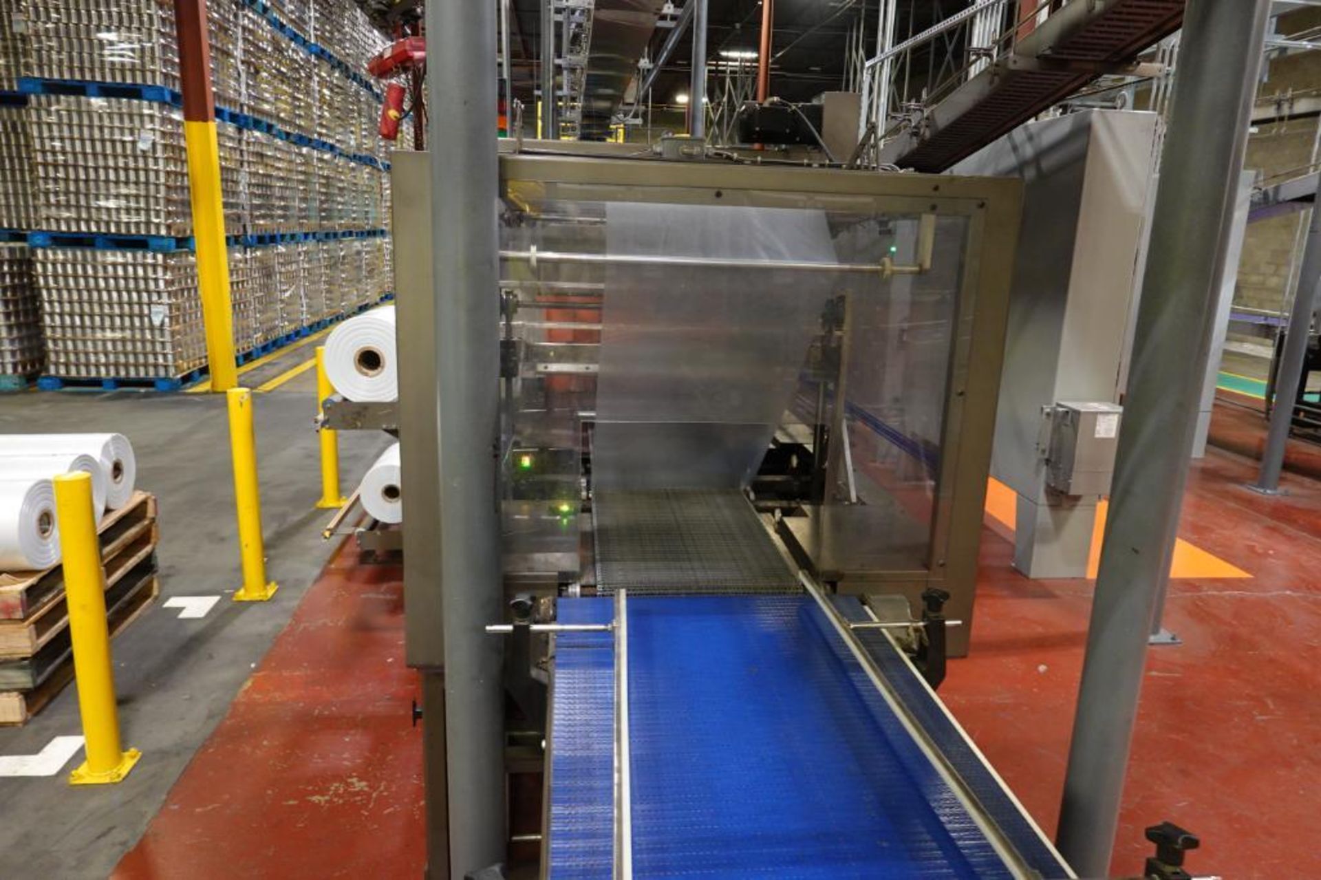 Arpac shrink bundler, Model 45TW-28, SN 7433, year 2006, infeed ...