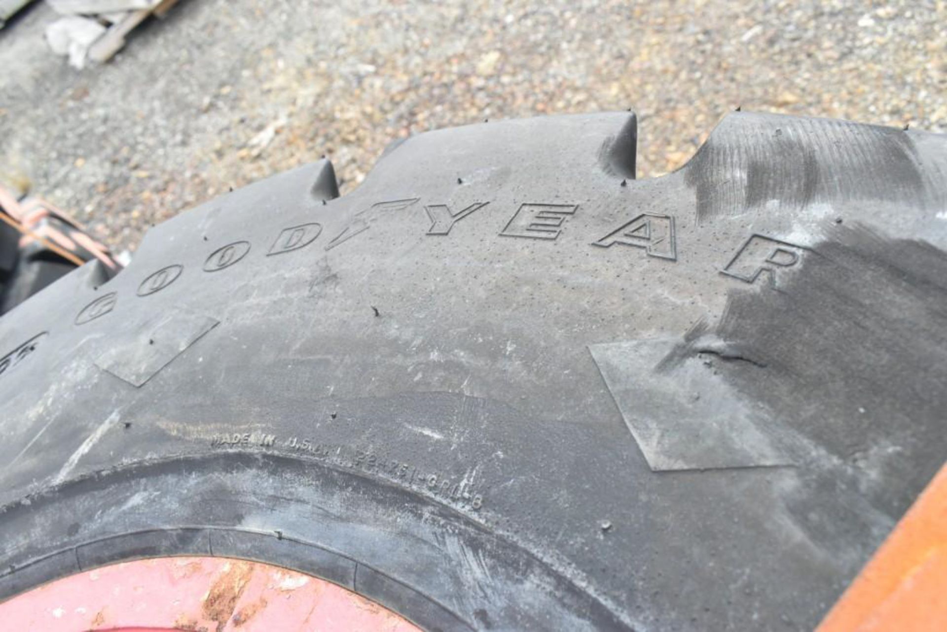 LOT/ GOODYEAR 44X18-20NHS HEAVY EQUIPMENT TIRES WITH HUBS (CMD-785-25S)