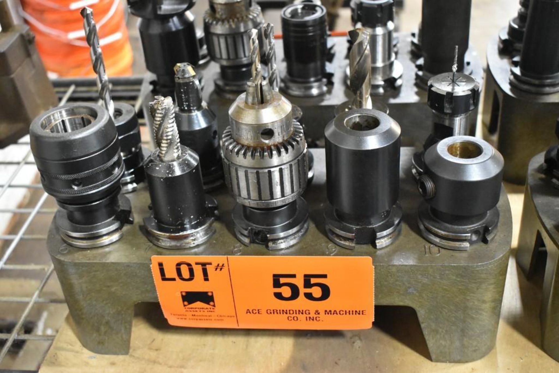 { Choice of lots: 53, 55 } LOT/ (10) CAT 40 TOOL HOLDERS