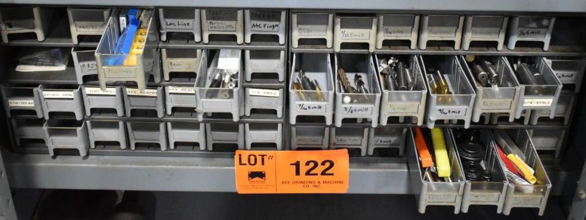 Mills Insert Storage LOT/ STORAGE DRAWERS WITH PERISHABLE TOOLING - INCLUDING END MILLS ...