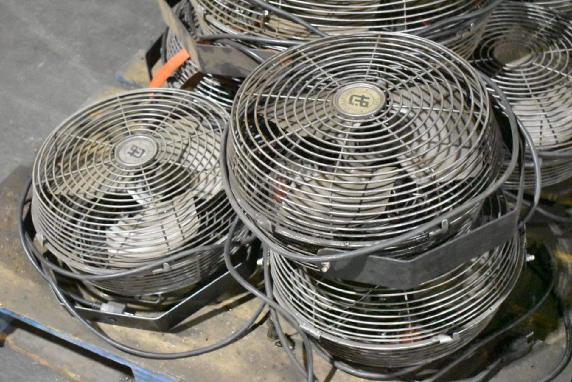 LOT/ WALL-MOUNT SHOP FANS