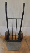 2-WHEEL HAND DOLLY [UNIT SHOP-11]