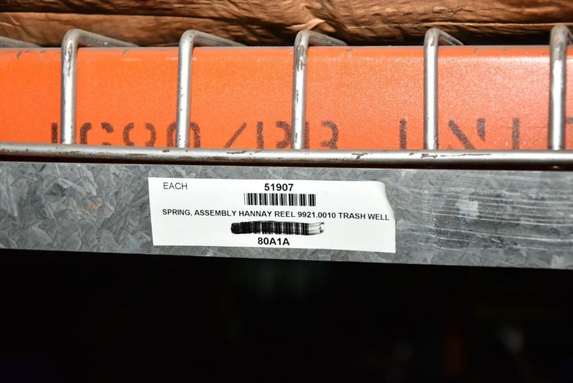 { Choice of lots: 304 } LOT/ CONTENTS OF SHELF - INCLUDING 480/400X8 ...