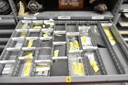 LOT/ CONTENTS OF DRAWERS - INCLUDING SPADE INSERTS, MITTS & MERILL KEY CUTTERS, COUNTER BORES,