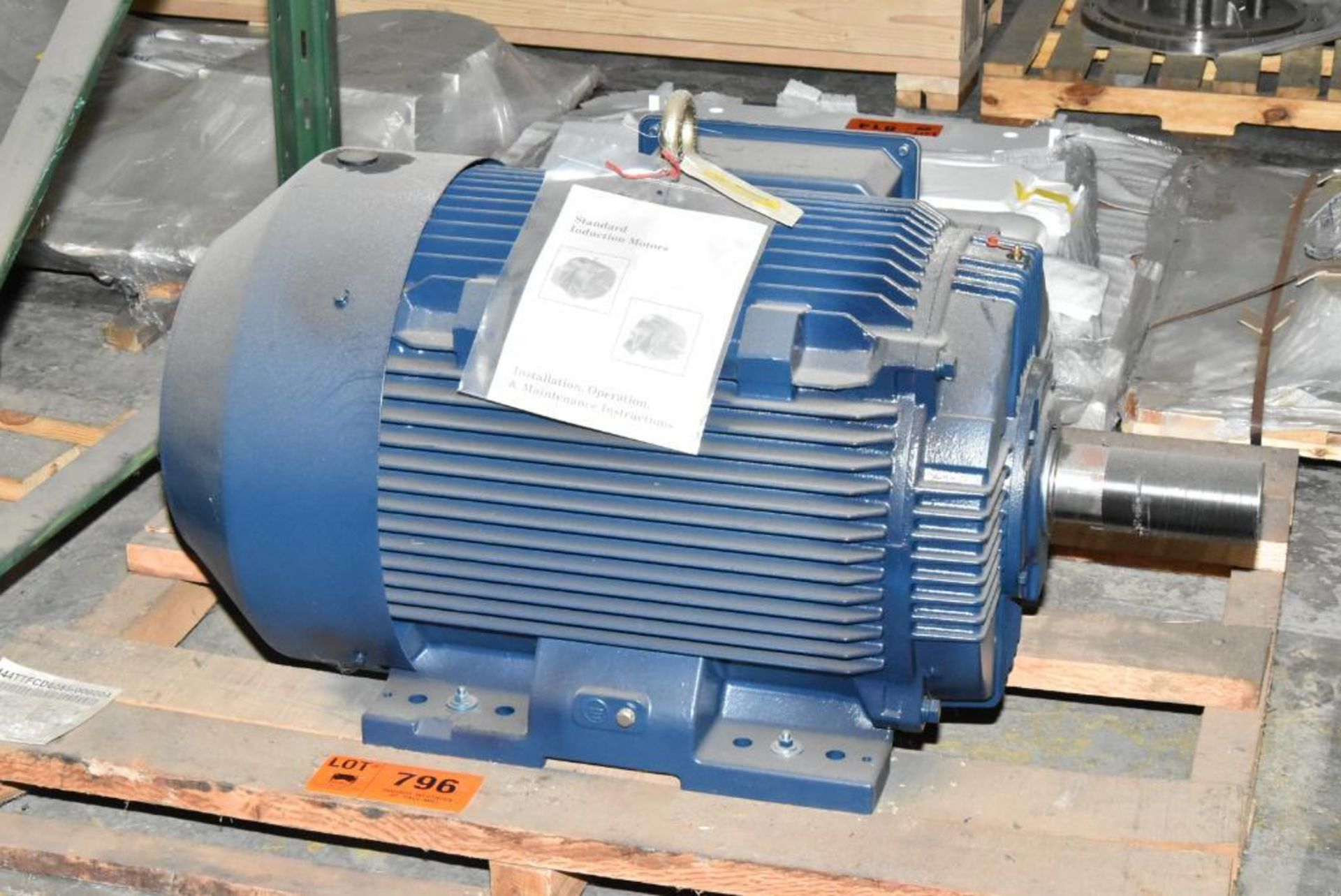 ELECTRIC MOTOR WITH 100 HP/480V/3 PH/200 RPM