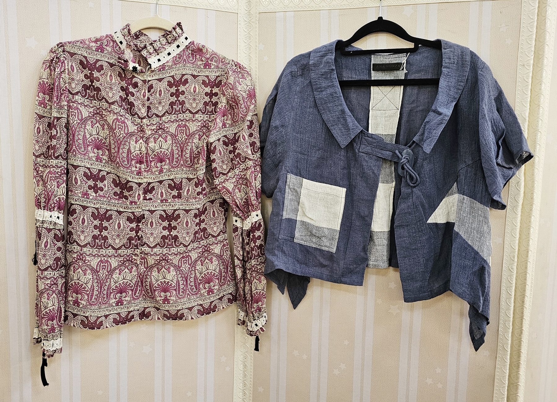 A vintage Wallis trouser suit, pale blue with printed flower design, the jacket kimono style sleeves - Image 2 of 5