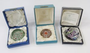Whitefriars Queen Elizabeth II silver jubilee faceted paperweight with millefiori decoration