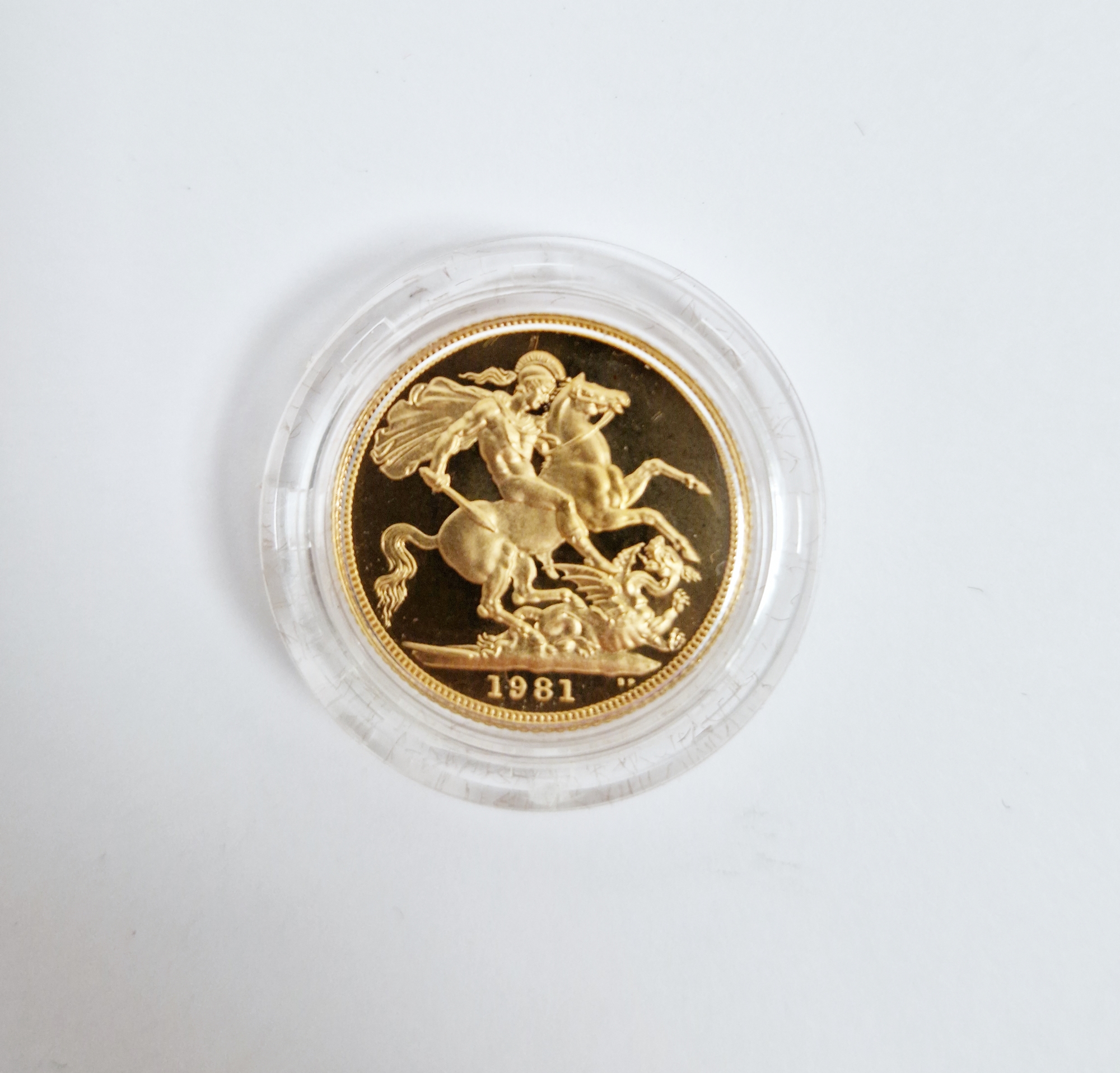 Elizabeth II Royal Mint gold 1981 sovereign in proof case - Image 2 of 2