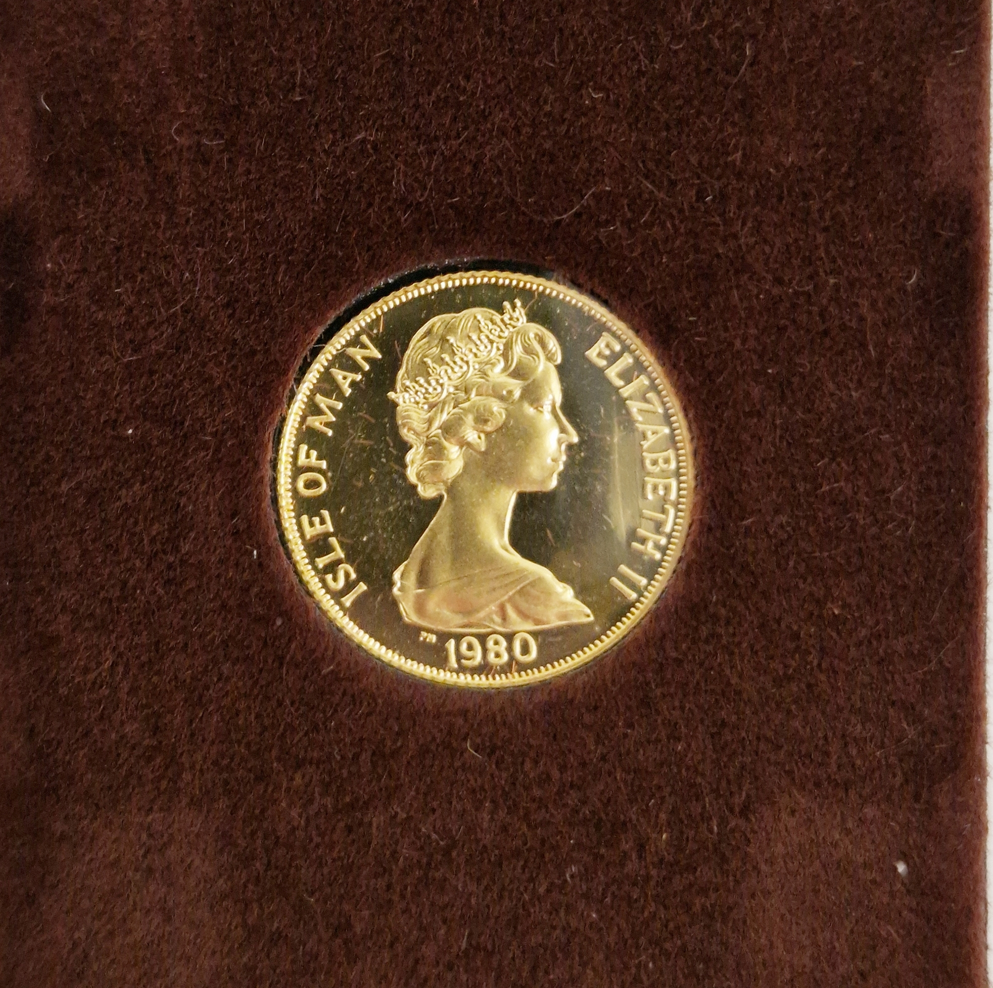 Pobjoy Mint 22ct gold limited edition 1980 one crown coin to commemorate the 80th Anniversary of the - Image 3 of 3