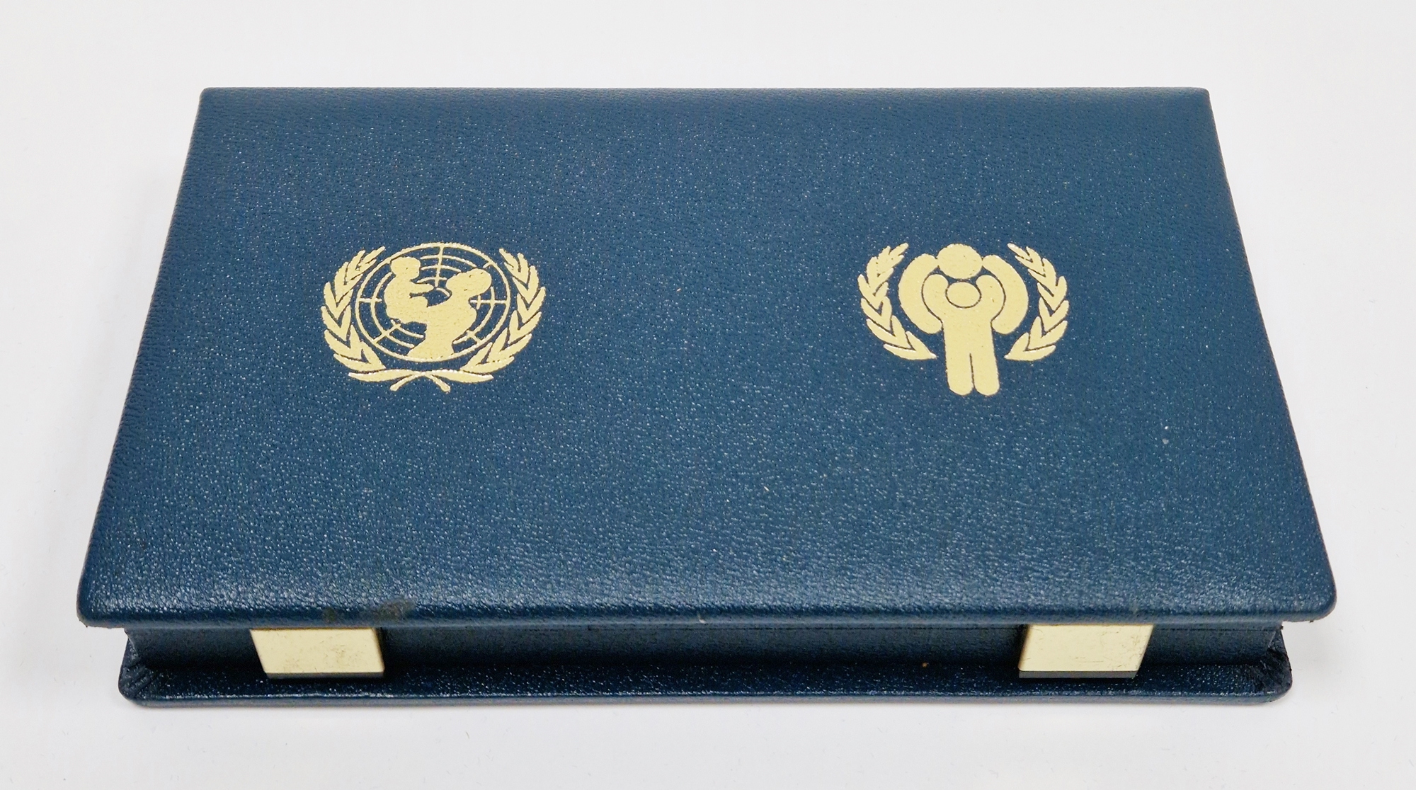 Set of twelve gold coins from the Unicef/IYC International Coin Program to commemorate the - Image 6 of 19