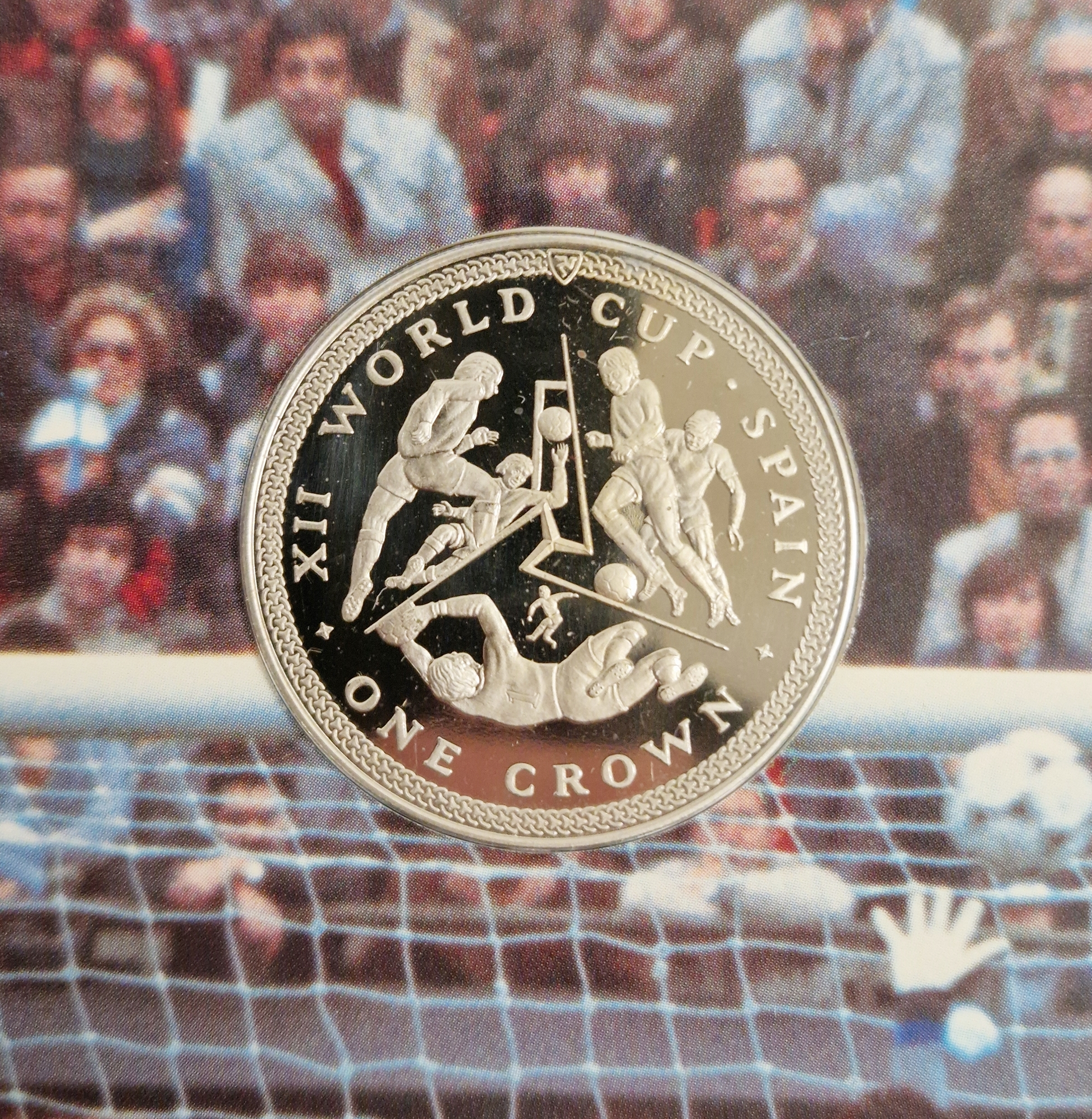 Pobjoy Mint set of four World Cup commemorative 1982 crowns with certificate - Image 4 of 7