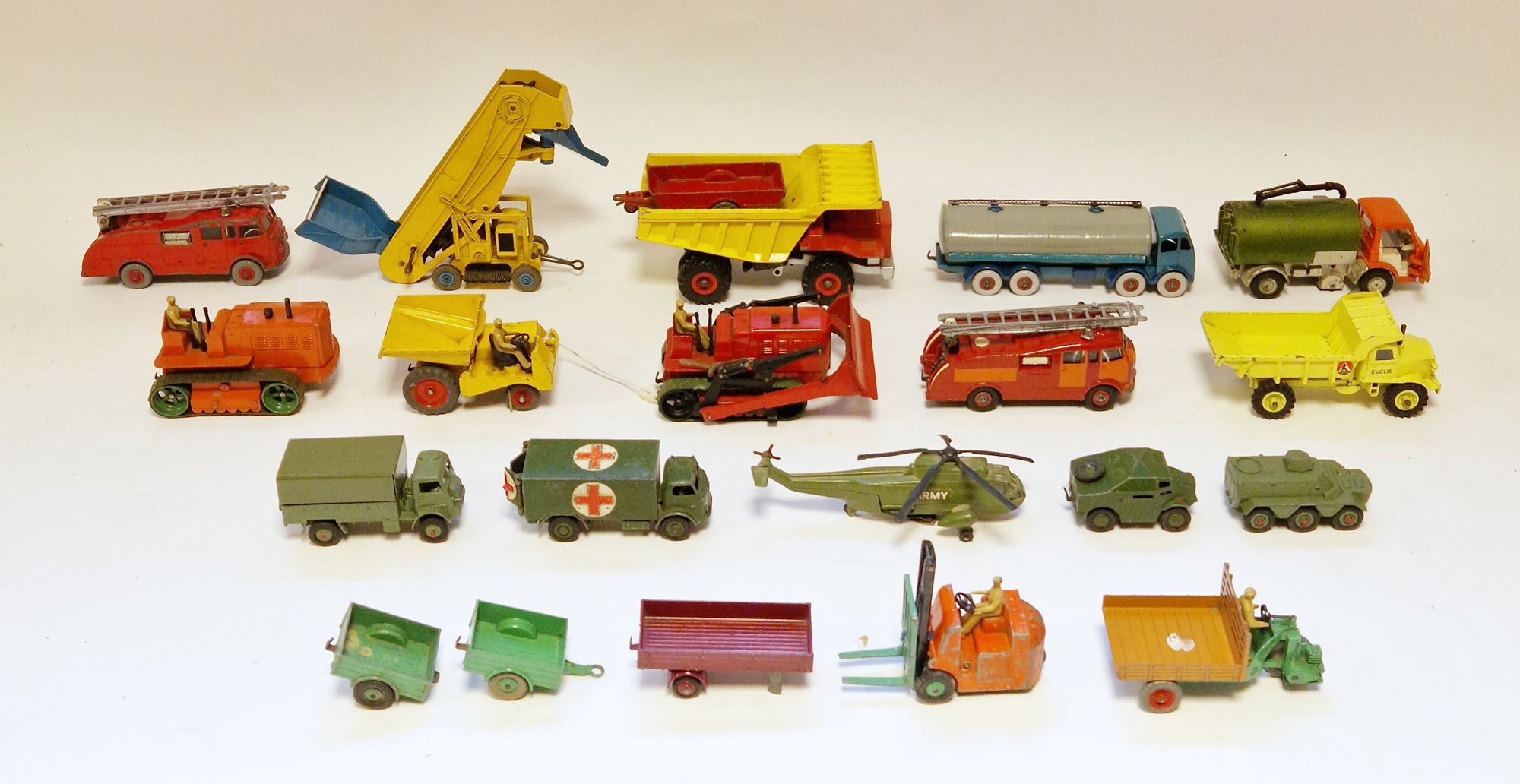 321) dinky toys Anglais d'origine super toys Blaw Knox Bulldozer