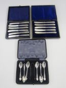Set of six silver-handled tea knives with anthemion and thread handles, cased similar set five (