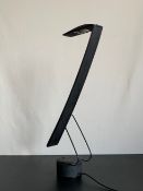 Mario Barbaglia and Marco Colombo for PAF Studio, 1980's vintage Dove desk lamp. H.92cm (fully
