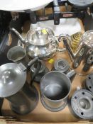 A tray of assorted metal ware to include enamel scales and weights