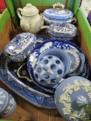 A tray of assorted blue/white ware together with some Jasperware