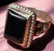 alter Silberring-925- mit schwarzen Lagenstein, RG 54, 8,7 gr