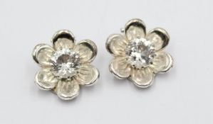 835er Ohrclips, florale Form, D-1,6cm, 4,1gr.