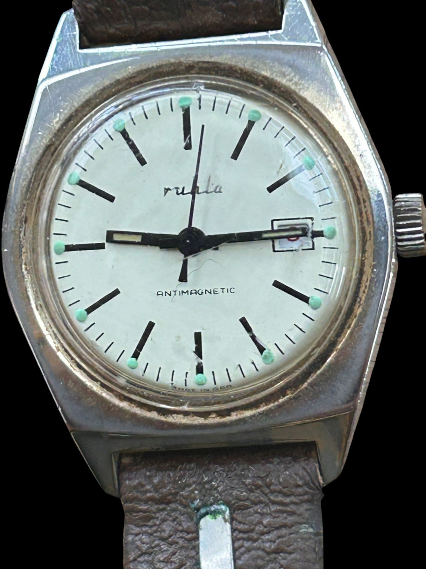 mechan. HAU "Ruhla", Lederband, Werk läuft nur an, Tragespuren