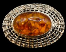 ovale Brosche mit Bernstein, Silber-835-, Fischland, 4x3 cm, 10,9 gr