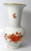 grosse Vase "Nymphenburg", rote Blumen, H-25 cm,
