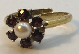 offener Silberring-835-, vergoldet, Perle, rote Steine, 3,5 gr