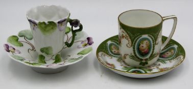 2x alte Moccatassen mit U.T., 1x Rosenthal Empire