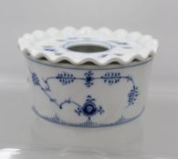 Royal Copenhagen Musselmalet Stövchen, Modell 9787, sehr gute Erhaltung, ca. H-9,5cm D-16cm