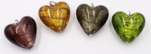 4x gr. Herzanhänger mit Silbermonturen, wohl alles Murano, H-ca. 3 cm, 75 gr.