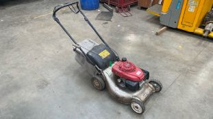 HONDA HRG466 PETROL MOWER