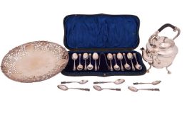 A 20th-century circular silver pierced cake plate, Sheffield 1974, maker not found, with pierced and