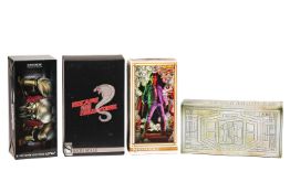 A Sideshow Alien Mini Bust set, #200196, together with Alien V Predator Mask Set, 9118, Escape from 