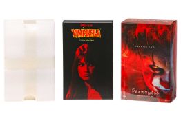 A Hot Toys 'Pennywise' 1:6 scale figure, MMS555, together with a Dynamite Executive Replicas 'Vampir