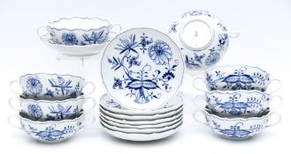 Acht Suppentassen mit Untertassen, Meissen,