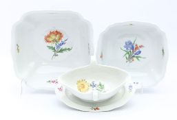 Zwei vierpassige Schale und Sauciere, Meissen,