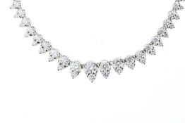 White gold tear drop tennis bracelet set with diamond, with certificate