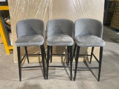 Set of 3 Nova Bar Stools