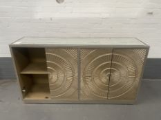 Frenso 4 Door Sideboard Silver (1 door missing)