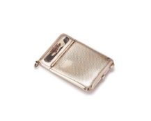 A 9 CARAT GOLD MATCHBOOK CASE