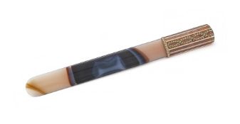 FABERGÉ, A TWO COLOUR GOLD AND BANDED AGATE PAPER KNIFE