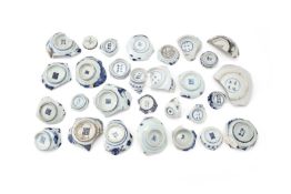 A group of twenty-nine Chinese blue and white shards