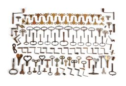 A LARGE QUANTITY OF CLOCK WINDING KEYS