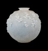 RENÉ LALIQUE (FRENCH, 1860-1945), ‘DRUIDE’ VASE; DESIGNED 1924; PRE 1945
