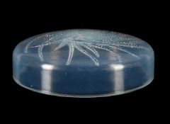 RENÉ LALIQUE (FRENCH, 1860-1945), 'QUATRE FLACONS' POWDER BOX LID; DESIGNED 1928; PRE 1945