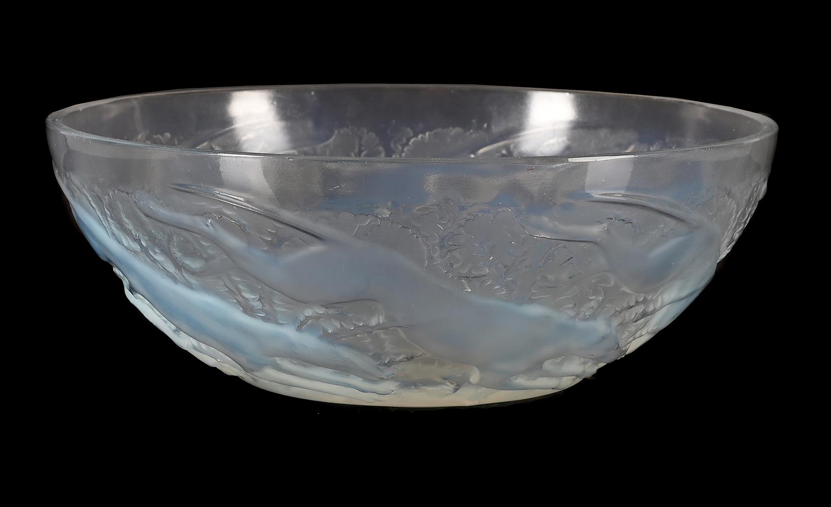 RENÉ LALIQUE (FRENCH, 1860-1945), ‘CHIENS NO.1’; DESIGNED 1921; PRE 1945 - Image 2 of 4