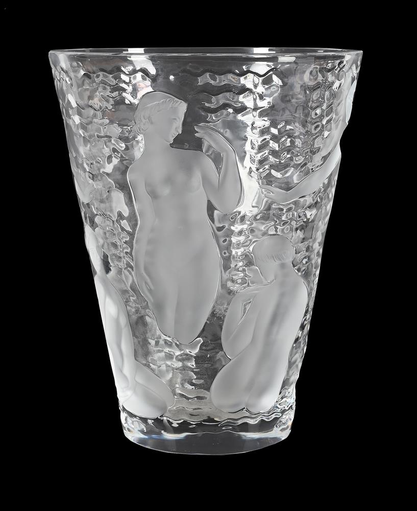 RENÉ LALIQUE (FRENCH, 1860-1945), 'ONDINES' VADE; DESIGNED 1938; POST 1945