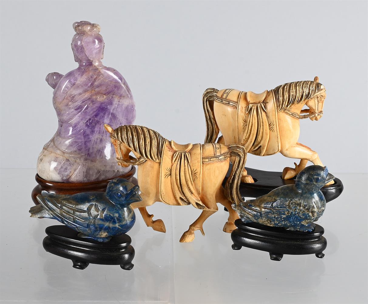 A PAIR OF CHINESE LAPIS LAZULI BIRDS, 20TH CENTURY - Image 2 of 2